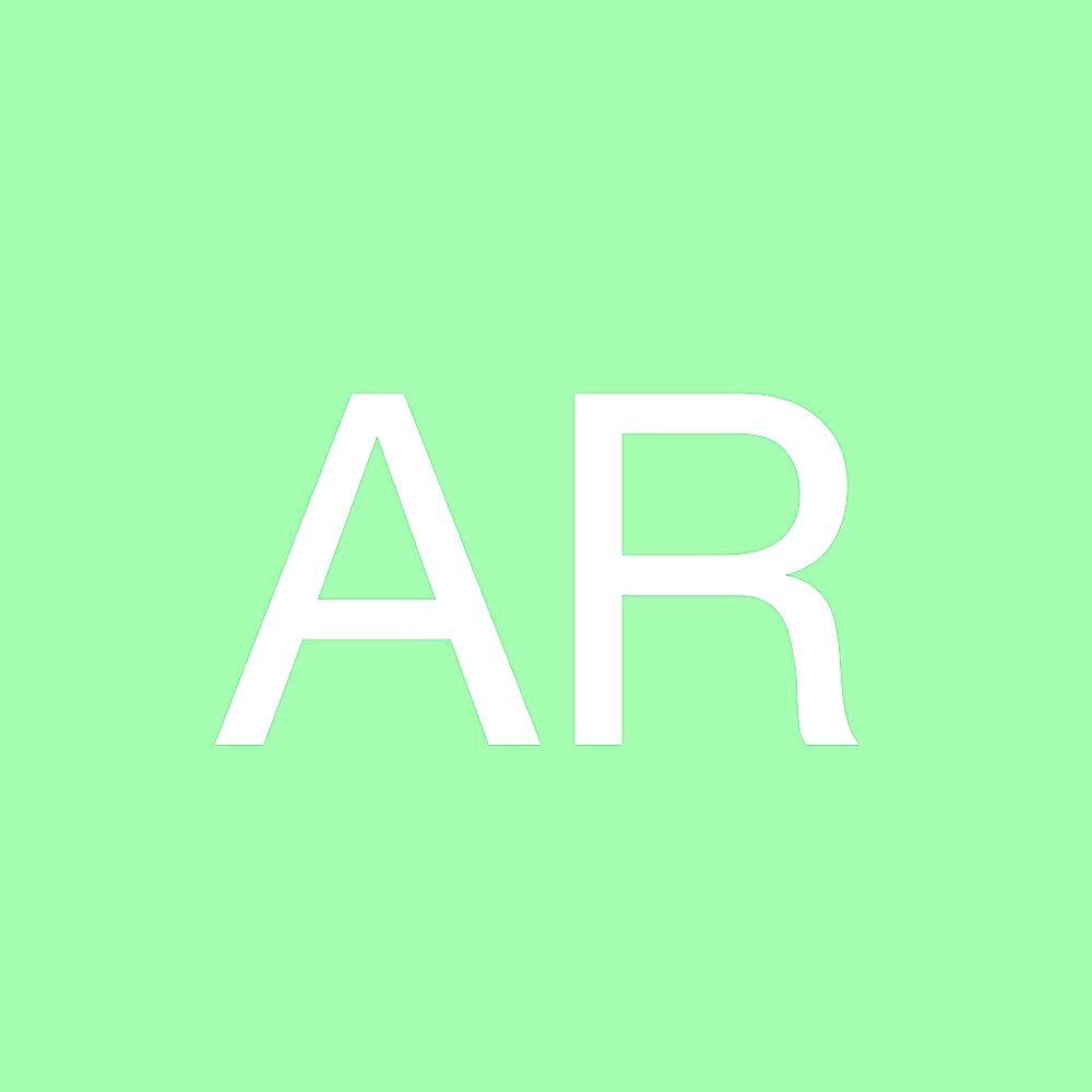 Meet your Posher, Ariana